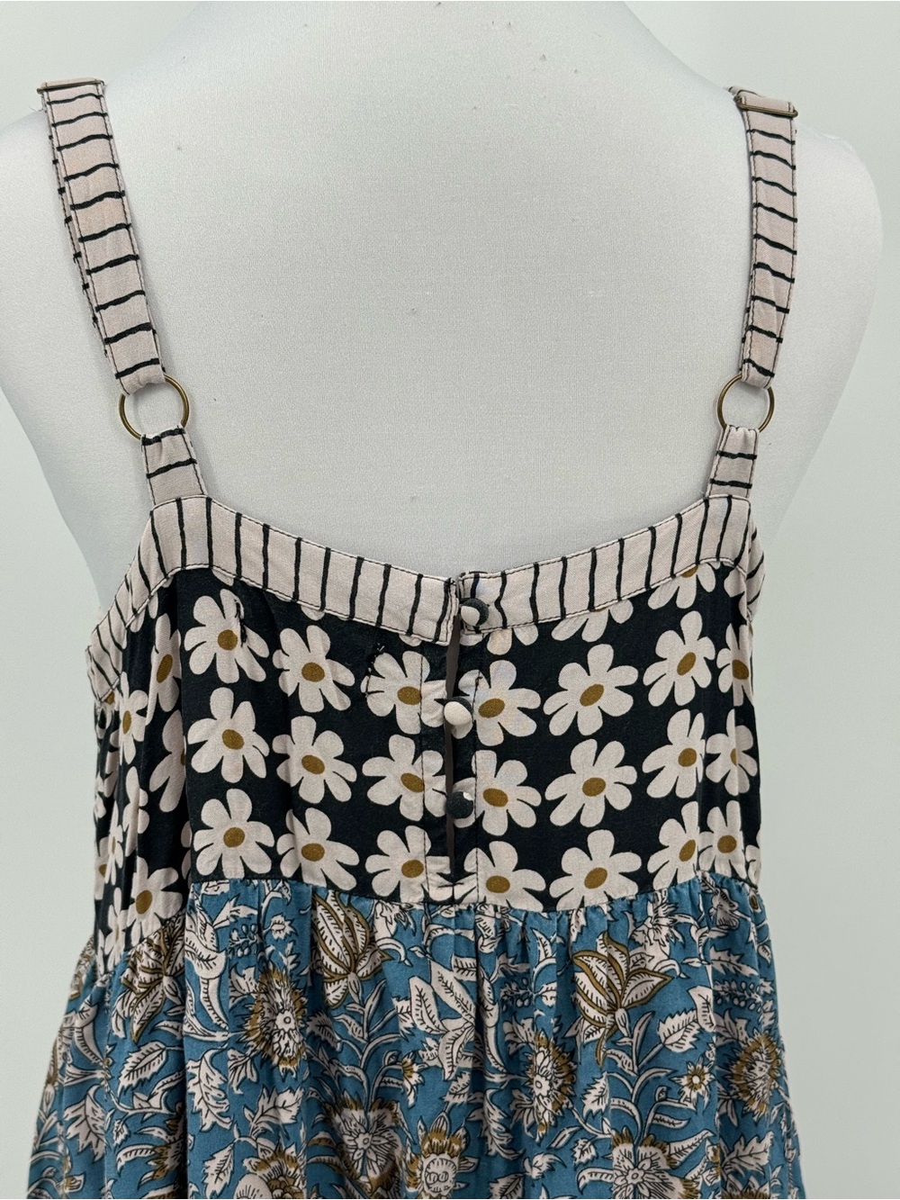Natural Life Patti Side Slit Maxi Dress Cream Floral Mix SIZE Medium - Picture 7 of 13